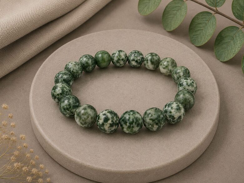 Green Jade Bracelet AB 10mm – Natural Gemstone for Harmony and Balance