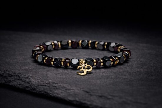 Hematīta / granāta aproce elastíga