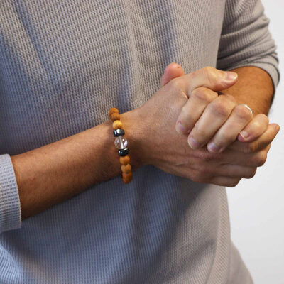 Ciedra koka kroņa čakru aproce ar dzidru kvarcu